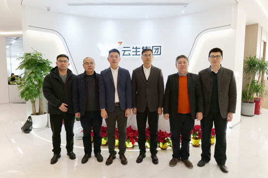 湖州市人社局副局长钱振宇一行领导莅临z6尊龙官方网站集团调研考察