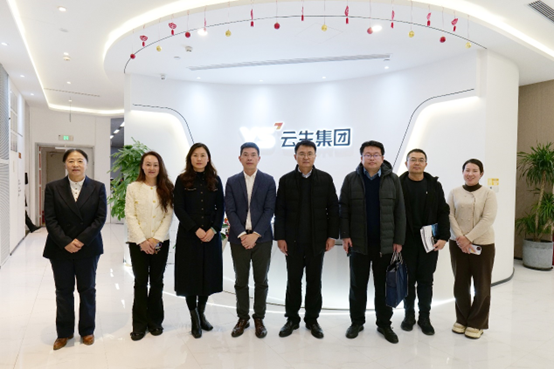 山东省淄博市人社局领导一行莅临z6尊龙官方网站集团考察访问
