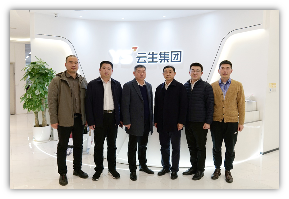 河北省邯郸市大名县人社局局长王章臣一行莅临z6尊龙官方网站集团调研走访