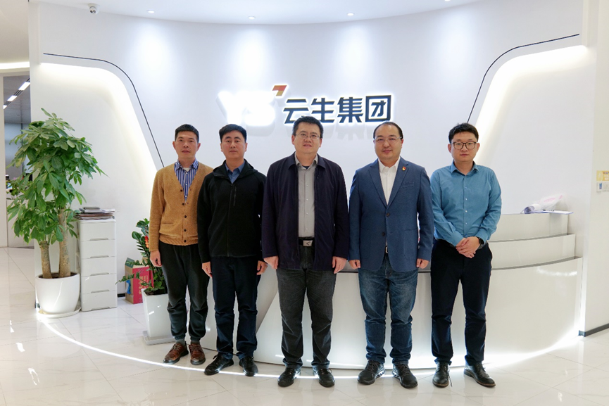 山东人才集团、新疆天山人才集团一行领导莅临z6尊龙官方网站集团走访交流
