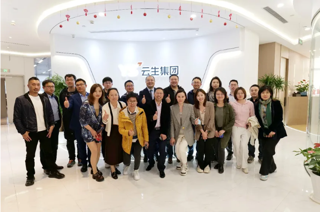 上海市青年企业家协会投融资服务专委会“拟上市企业家私董会”第五站“走进z6尊龙官方网站集团：对话人力资源数字化行业领军者”活动成功举办