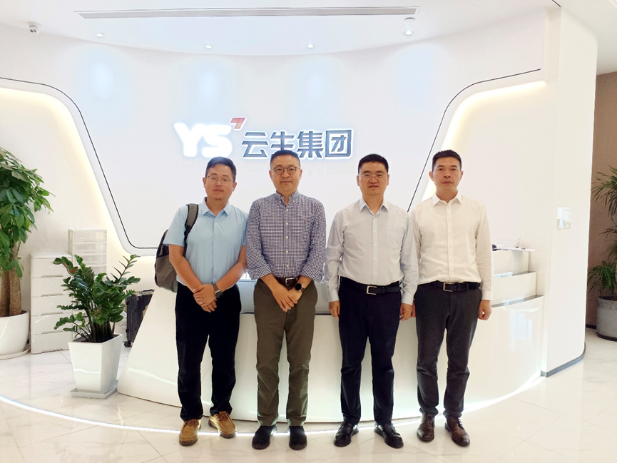 西安市高新区党工委组织人事部副部长刘明宇一行莅临z6尊龙官方网站集团走访调研